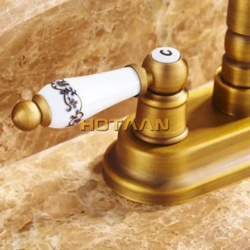 خلاط صنبور حوض حمام بفتحتين من النحاس العتيق DecorBites™