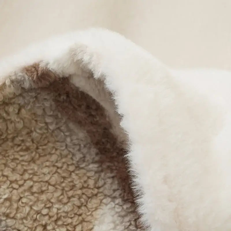 DecorBites™ Arctic Velvet Faux Rabbit Throw Blanket | Cozy, Warm, & Luxurious Comfort Blanket