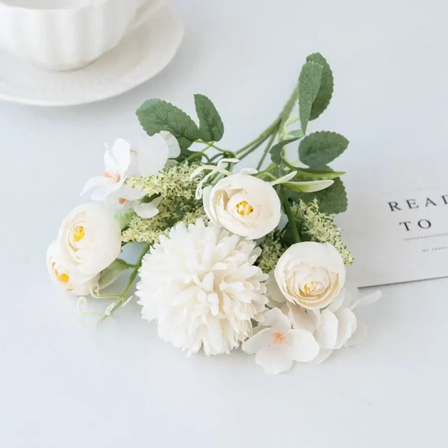 باقة ورد هيدرانجيا صناعية من DecorBites™ لتزيين المنزل وباقات الزفاف اليدوية