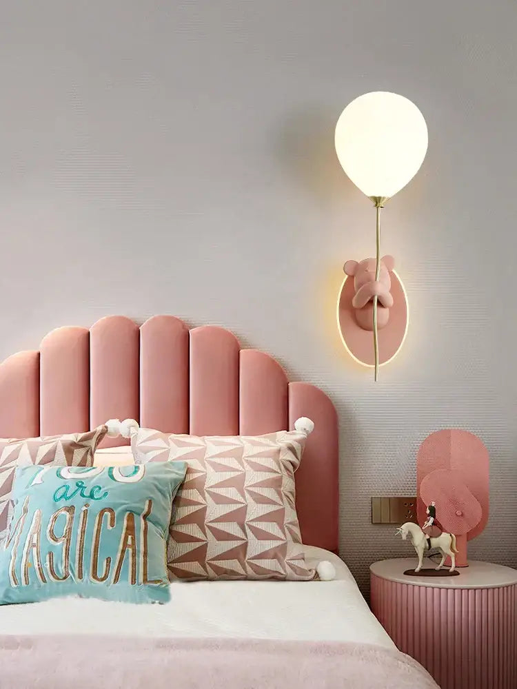 مصباح حائط غرفة الأطفال بتصميم دب فني DecorBites™