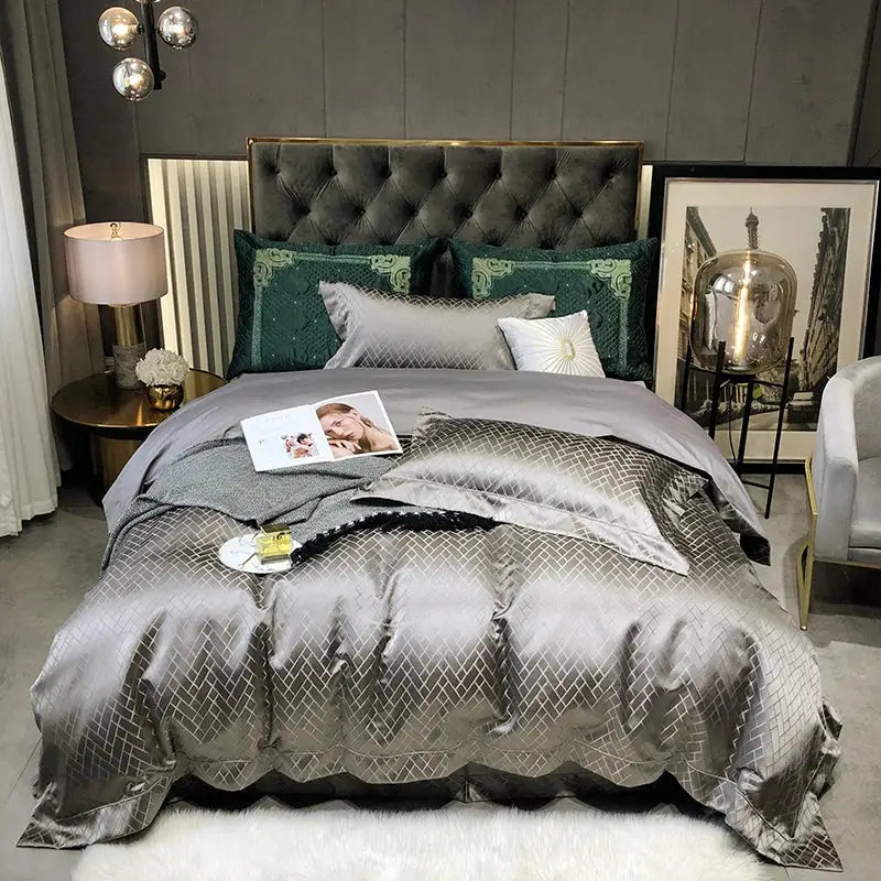 DecorBites™ Black Gold Jacquard Egyptian Cotton Bedding Set - 4Pcs