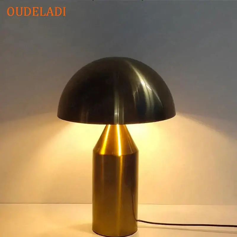 مصباح طاولة DecorBites™ Black Iron Mushroom، تصميم نورديك، لمسة ذهبية، إضاءة لغرفة المعيشة وغرفة النوم