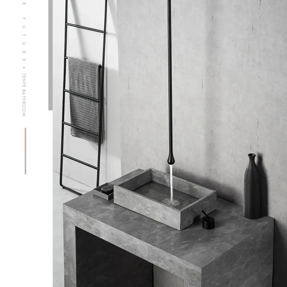 Robinet de salle de bain de luxe noir en laiton DecorBites™ - Monocommande