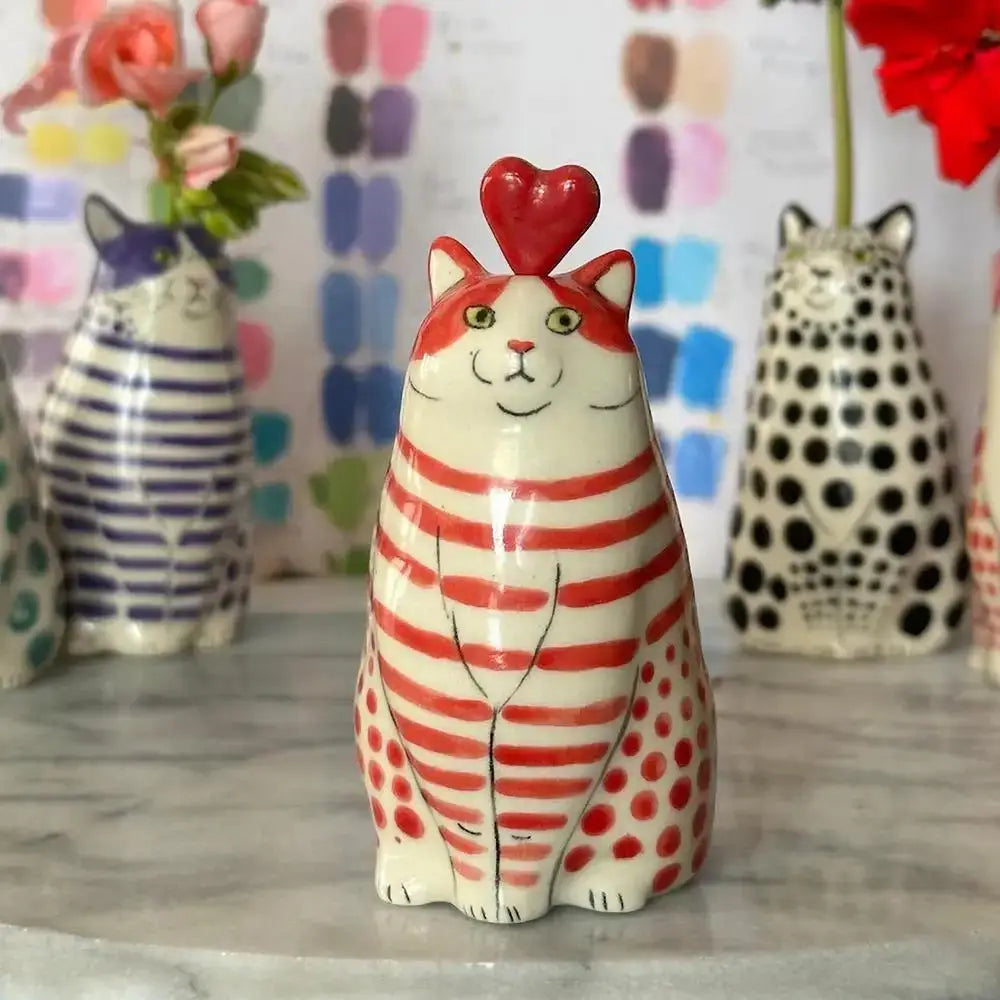 DecorBites™ Cat Polka Dot Resin Flower Bud Vase
