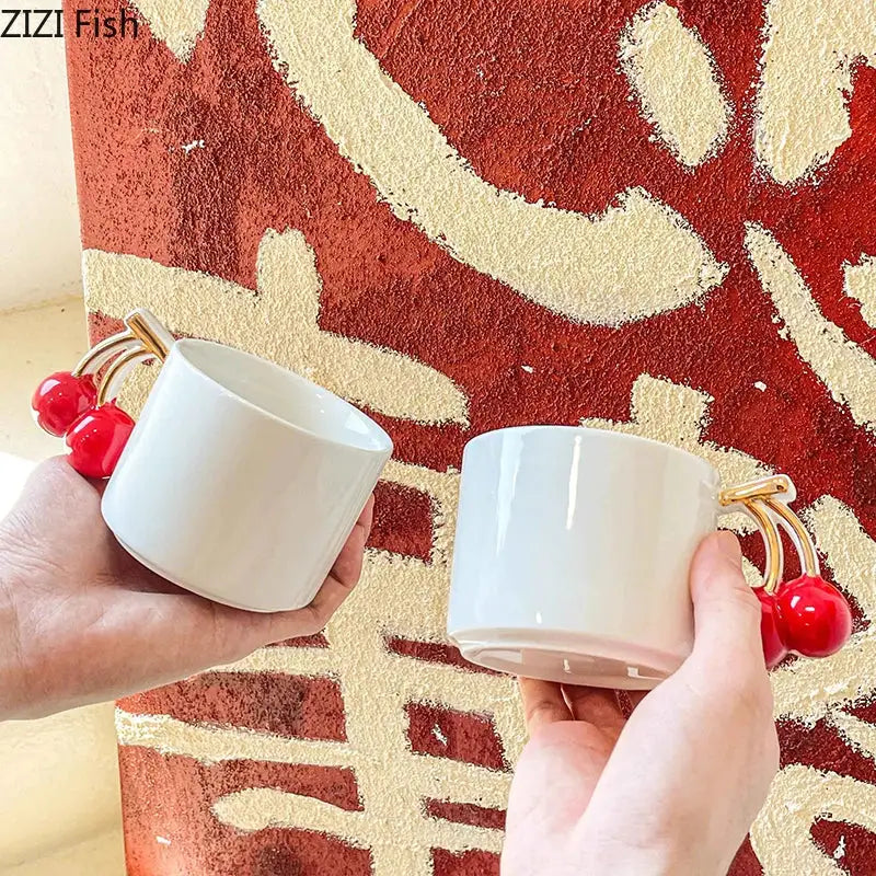 كوب ديكور بايتس™ بمقبض كرزي: كوب شاي وقهوة من السيراميك الأبيض لطاولة الطعام