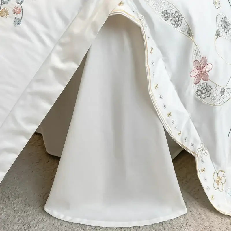 DecorBites™ Chic Flowers Embroidery Princess Bedding Set - 100% Egyptian Cotton - Duvet Cover, Sheet, Pillowcases