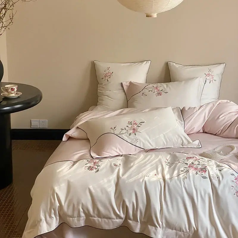 DecorBites™ Chinese Flowers Embroidery Luxury Bedding Set - 1000TC Egyptian Cotton Duvet Cover, Flat Sheet, Fitted Sheet, Pillowcases