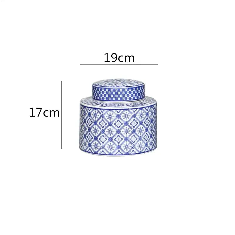 DecorBites™ Chinese Retro Ceramics Golden Vase with Cover for Home Décor and Organization
