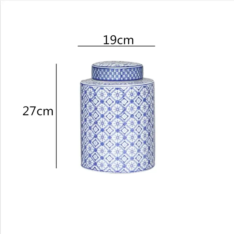 DecorBites™ Chinese Retro Ceramics Golden Vase with Cover for Home Décor and Organization