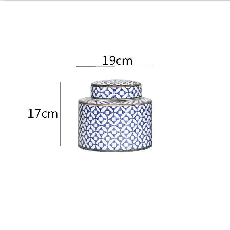DecorBites™ Chinese Retro Ceramics Golden Vase with Cover for Home Décor and Organization