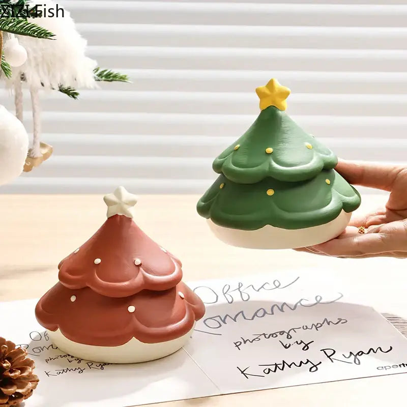 منفضة سجائر سيراميك على شكل شجرة الكريسماس DecorBites™ - هدية إبداعية لمنفضة رماد الأعشاب لسطح المكتب في المكتب