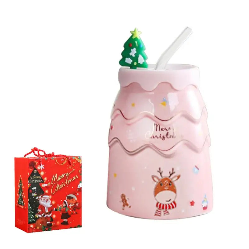 كوب سيراميك شجرة الكريسماس من DecorBites™ مع غطاء وماصة لهدايا الكريسماس