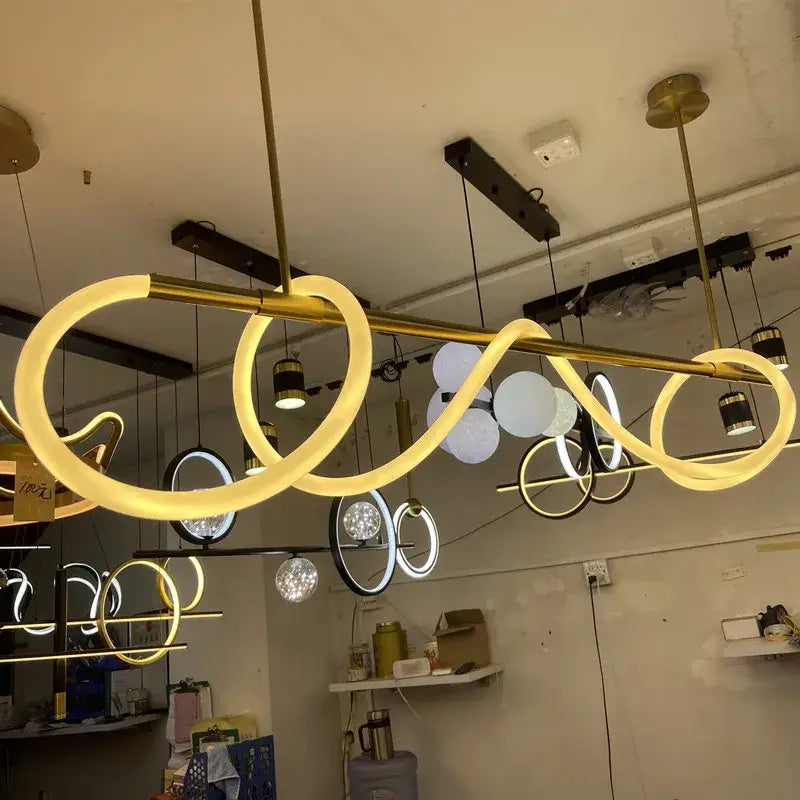 ثريا DecorBites™ LED عصرية لإضاءة غرفة الطعام