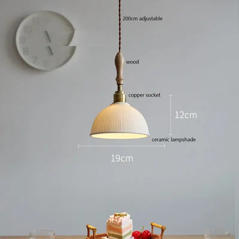 مصباح متدلي نحاسي سيراميك LED من DecorBites™ بمقبض خشبي لديكور المنزل