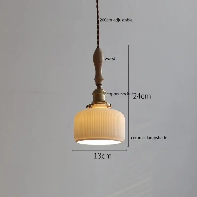 مصباح متدلي نحاسي سيراميك LED من DecorBites™ بمقبض خشبي لديكور المنزل
