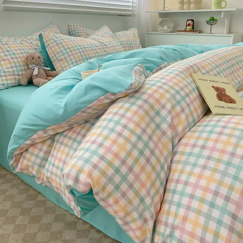 DecorBites™ Cozy Nordic Plaid Bedding Set - Queen/King Size