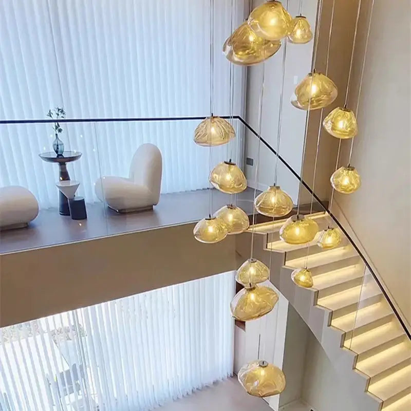 النجف الكريستالي DecorBites™: مصباح معلق عصري للسلالم المنزلية لإضاءة التصميم الداخلي لغرفة المعيشة