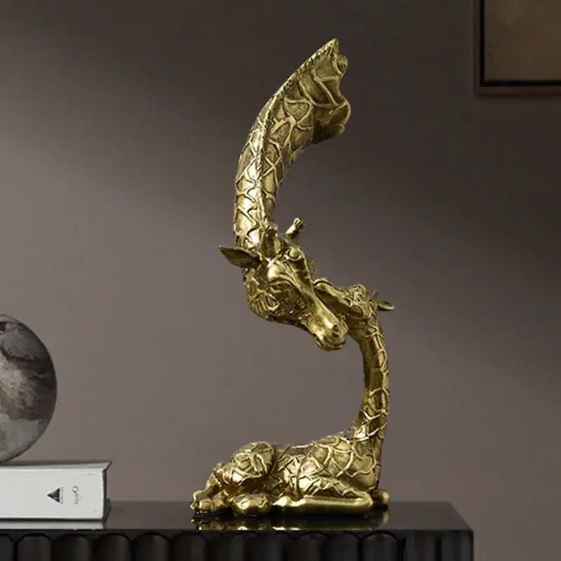 DecorBites™ Giraffe Head Sculpture Resin Animal Statue Interior Golden Ornaments