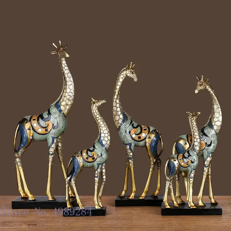 DecorBites™ Giraffe Mother and Child Painted Sculpture - Modern Home Decoration Golden Ornament