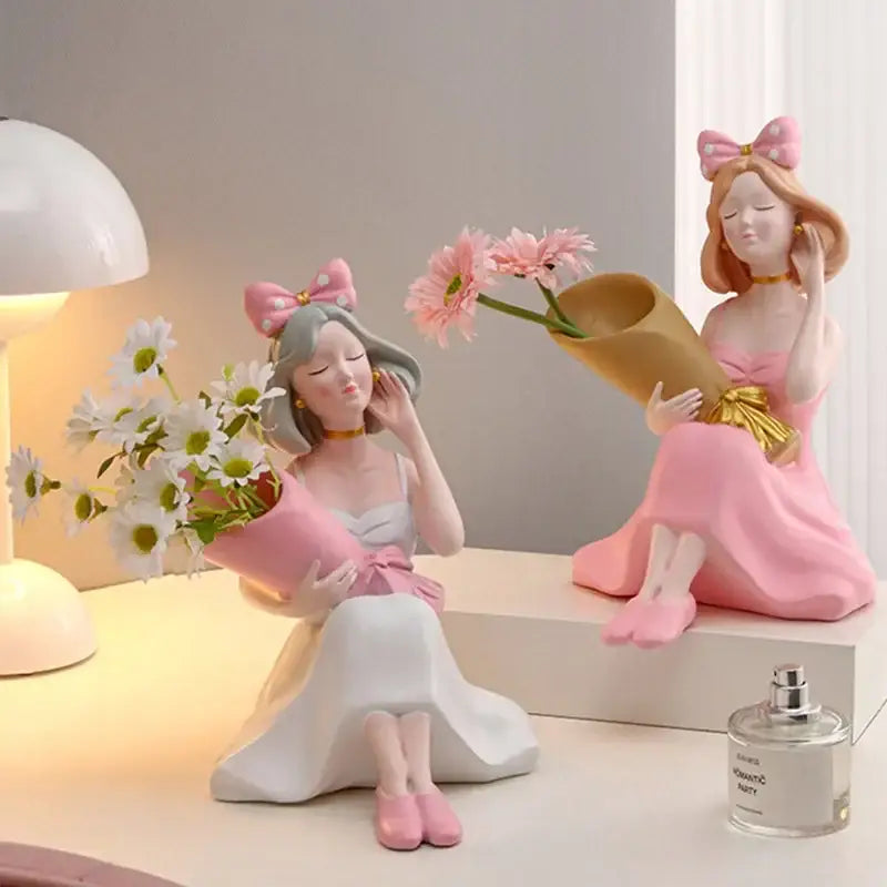 DecorBites™ Girl Statues Vase Ornaments Office Decor Figurines TV Cabinets Floral Accessories