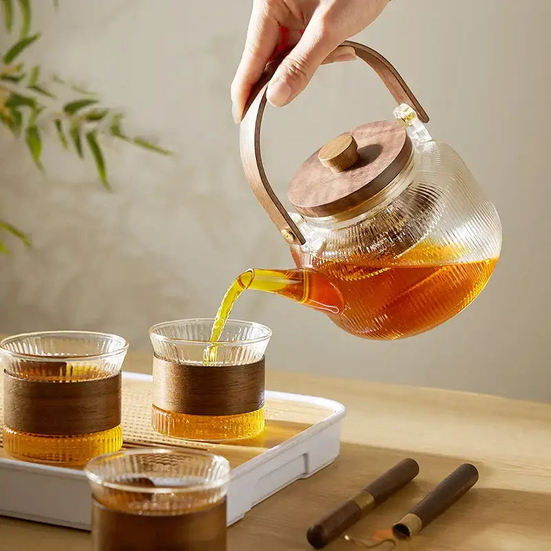 Modern glass tea pot with wooden handle kitchen steaming set