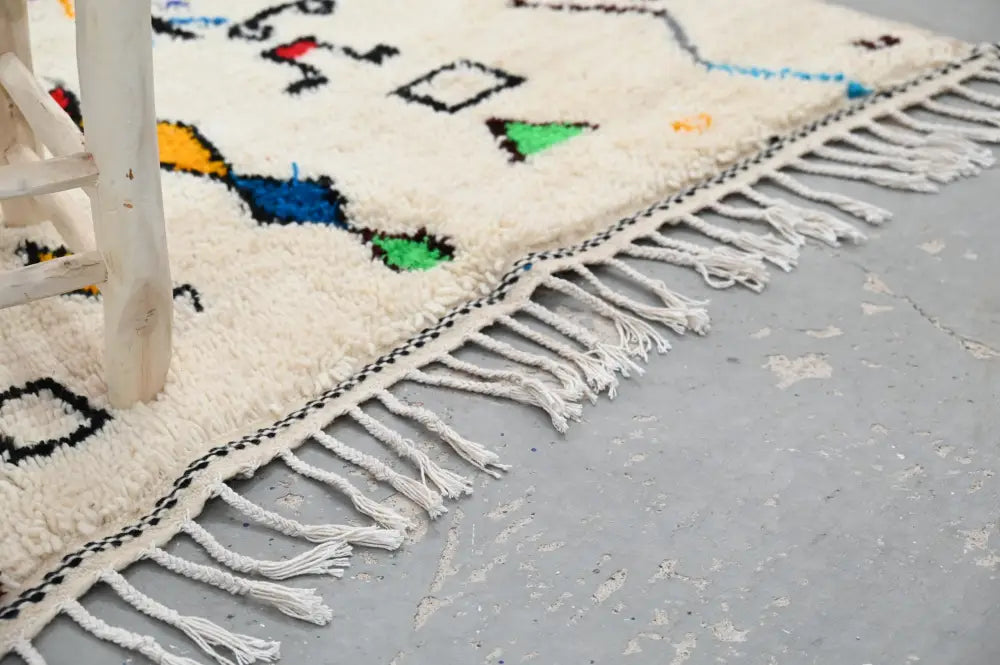 DecorBites™ Handmade Moroccan Azilal Rug - 222 x 139 cm