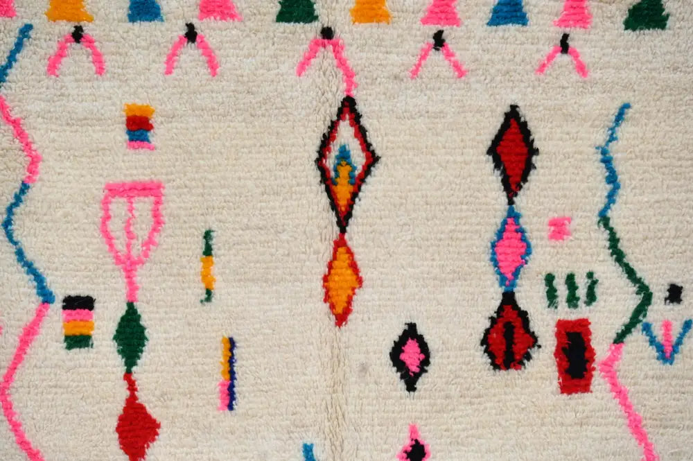 DecorBites™ Handmade Moroccan Azilal Rug 250x145 cm.