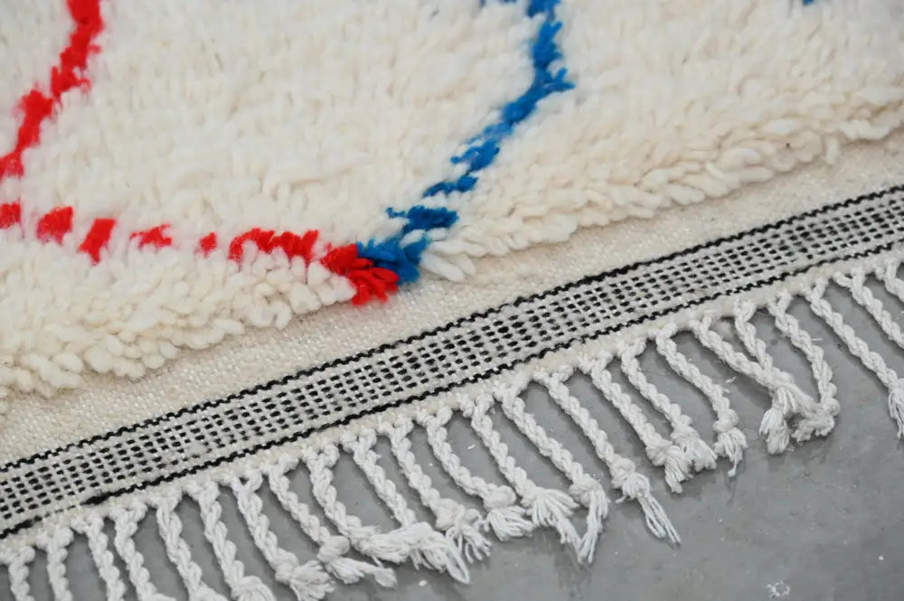 DecorBites™ Handmade Moroccan Azilal Rug - 250x154cm