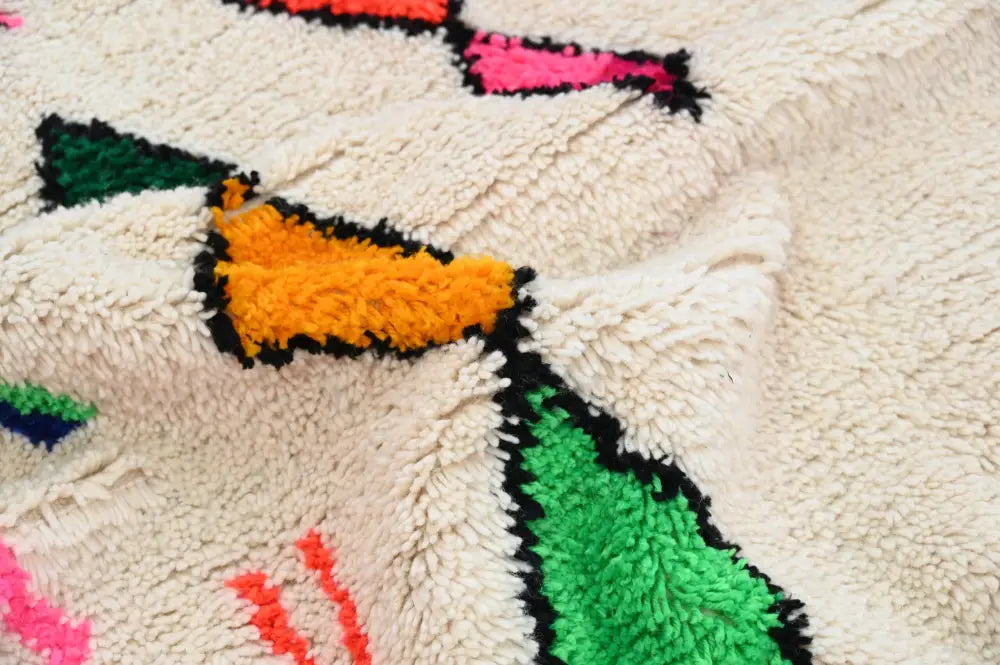 DecorBites™ Handmade Moroccan Azilal Rug - 250x160cm