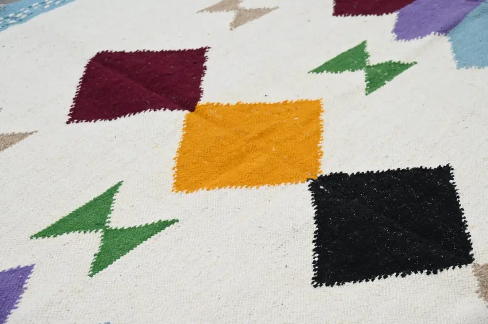 Decorbites™ handmade Moroccan azilal rug 305x204cm with colorful geometric squares and triangles on a white base
