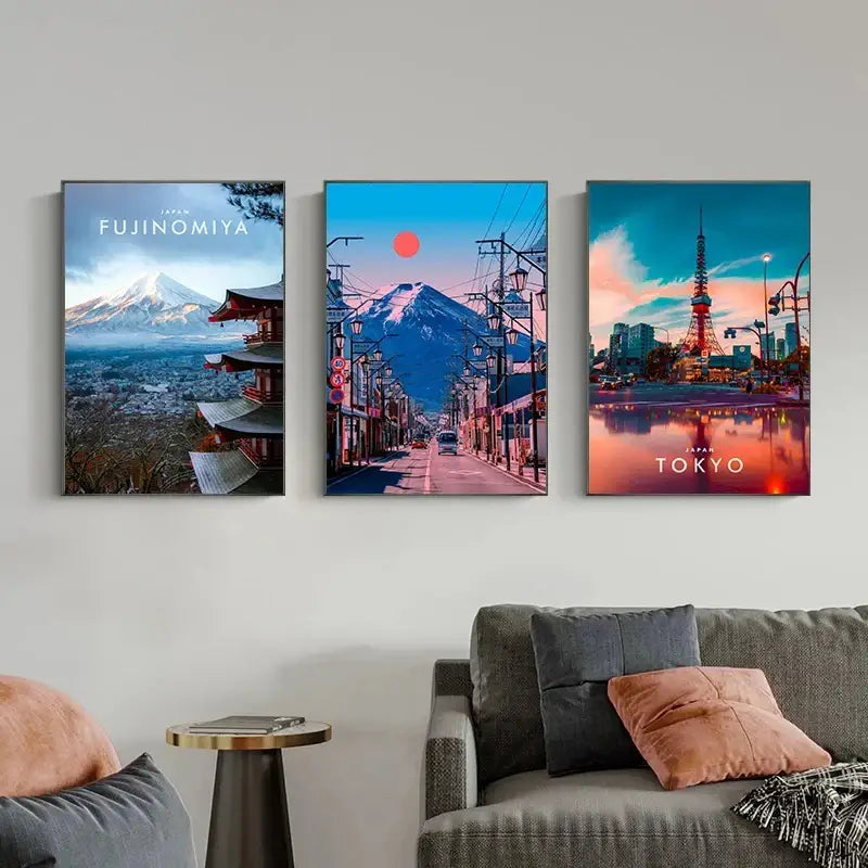 لوحة فنية جدارية كانفاس بتصميم مدينة يابانية من DecorBites™
