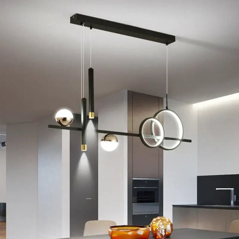 ثريا المطبخ بتصميم هندسي حديث بإضاءة LED باللونين الأسود والذهبي