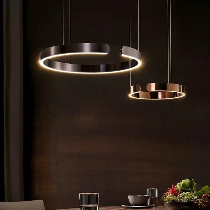 ثريا حلقة LED من DecorBites™: إضاءة حديثة لطاولة غرفة الطعام وديكور منزلي