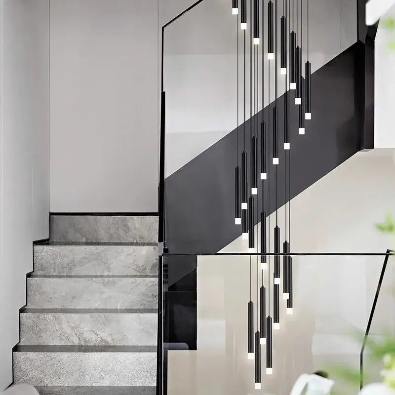 ثريات الدرج بتقنية LED من DecorBites™: مصابيح متدلية عصرية لديكور غرفة المعيشة
