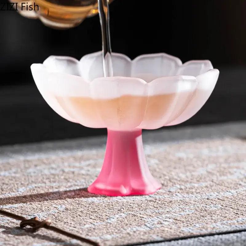 أكواب شاي زجاجية على شكل زهرة اللوتس من DecorBites™ - طقم من قطعتين