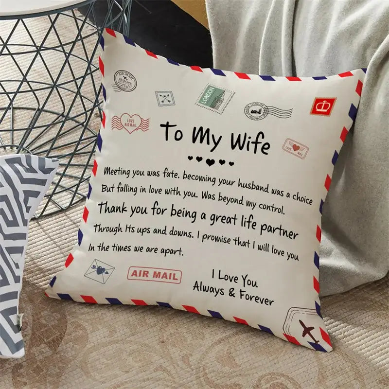 DecorBites™ Love Mom Cushion Cover 45x45cm - Family Anniversary Gift - Nordic Design