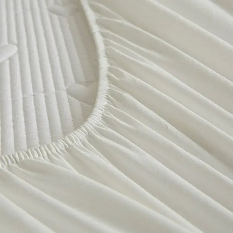 DecorBites™ Love Pattern Cotton Fitted Sheet Single - Anti-Slip, Dustproof & Luxury