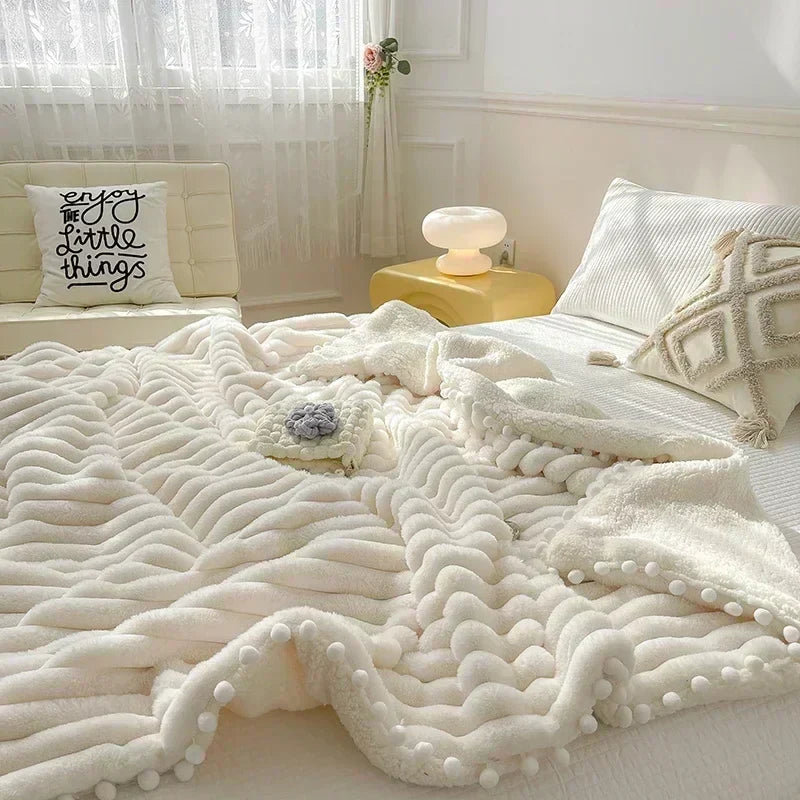 DecorBites™ بطانية فاخرة ودافئة من فرو الأرانب الصناعي وصوف الحمل لدفء مريح في الخريف والشتاء