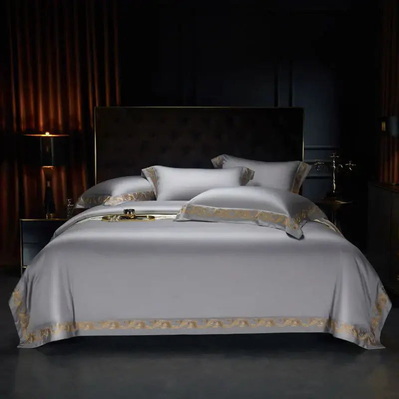 طقم سرير كوين كينغ من القطن المصري 1400TC بتطريز ذهبي فاخر من DecorBites™