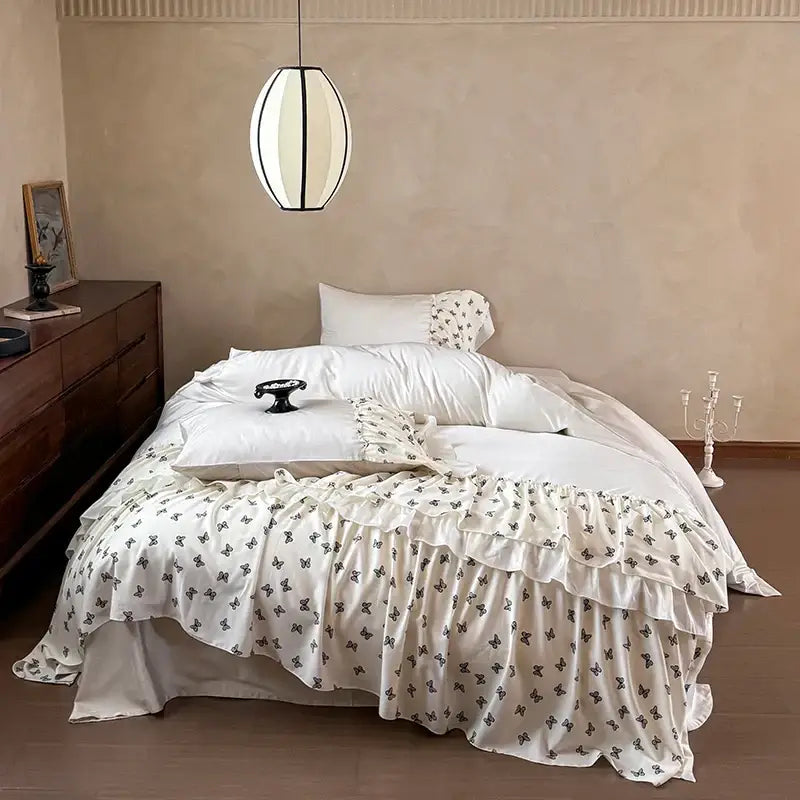 DecorBites™ Luxe Lace Ruffles Wedding Bedding Set: Duvet Cover, Bed Sheet, 2 Pillowcases