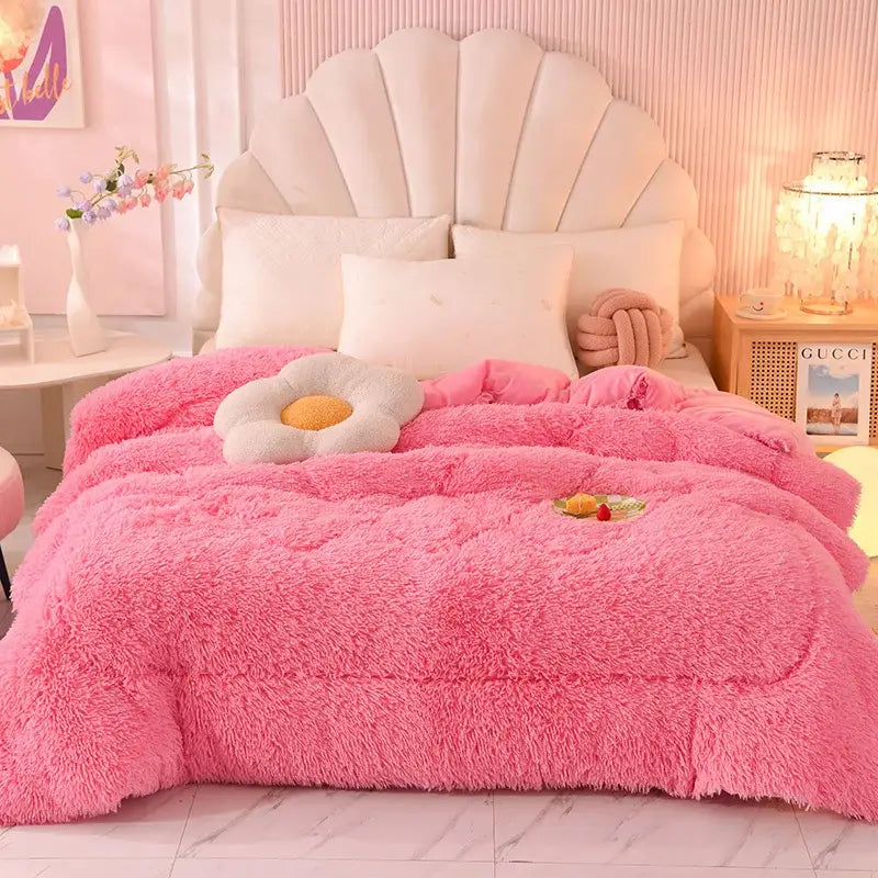 DecorBites™ Luxe Mink Fleece Flannel Patchwork Quilt: Soft, Warm, & Cozy Gradient Bedclothes