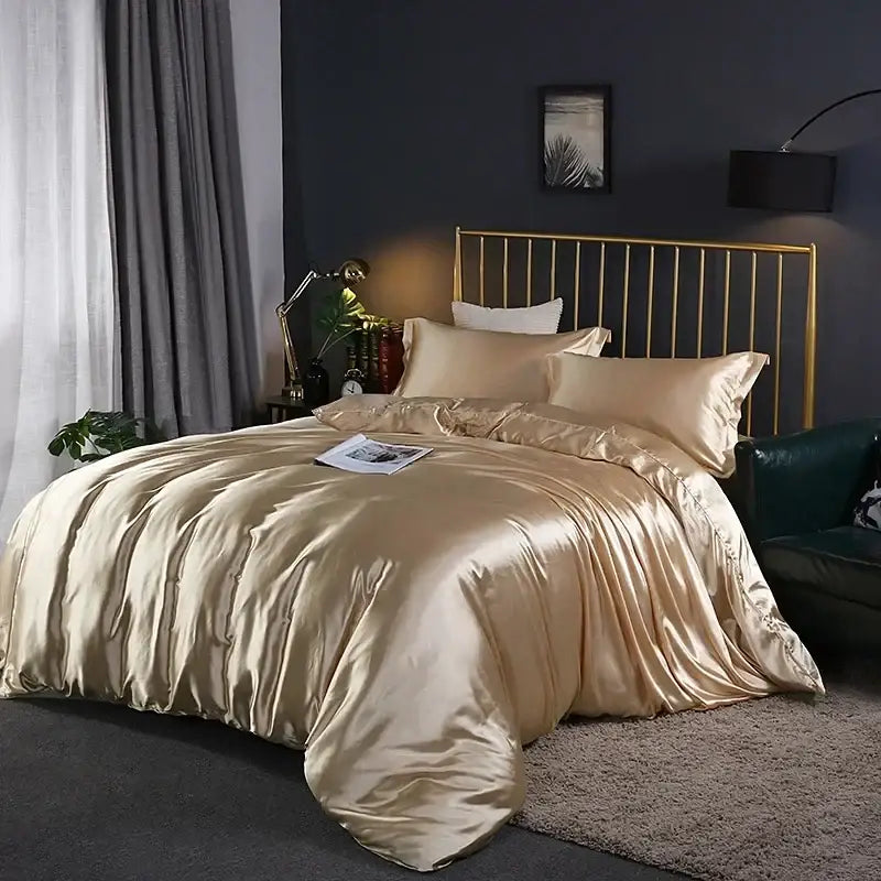 DecorBites™ Luxurious Bedding Set