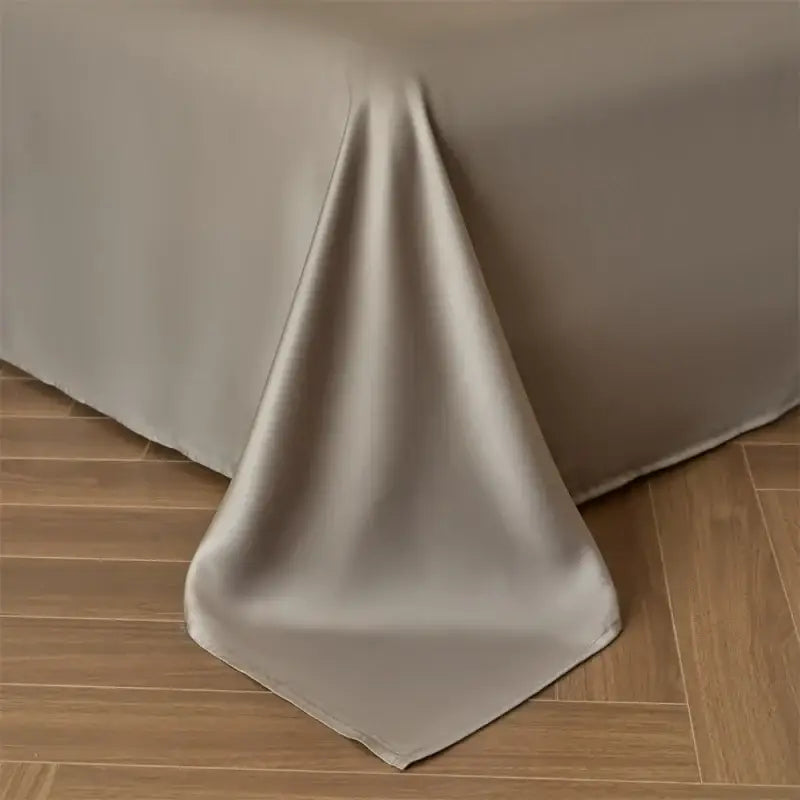 DecorBites™ Luxurious Lyocell Silk Bedding Set - Queen/King Size