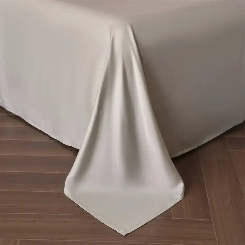 DecorBites™ Luxurious Lyocell Silk Bedding Set - Queen/King Size