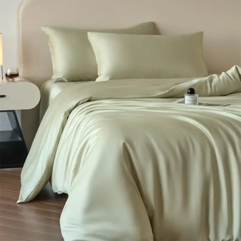DecorBites™ Luxurious Lyocell Silk Bedding Set - Queen/King Size