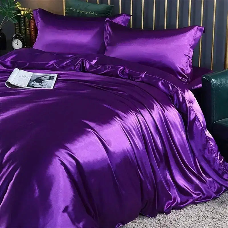 DecorBites™ Luxurious Mulberry Silk Bedding Set - Queen/King Size
