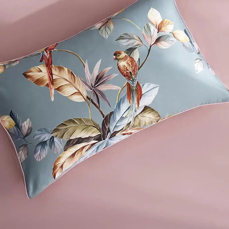 DecorBites™ Luxury Egyptian Cotton Bedding Set with Flamingo Design