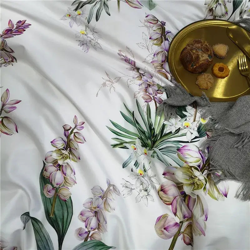 DecorBites™ Luxury Flamingo Leaf Bedding Set - Queen or King Size