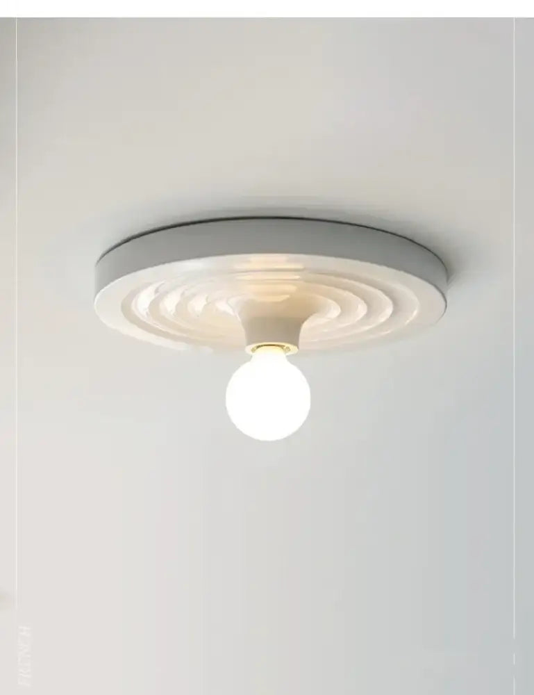 DecorBites™ Minimalist Bauhaus Lamp