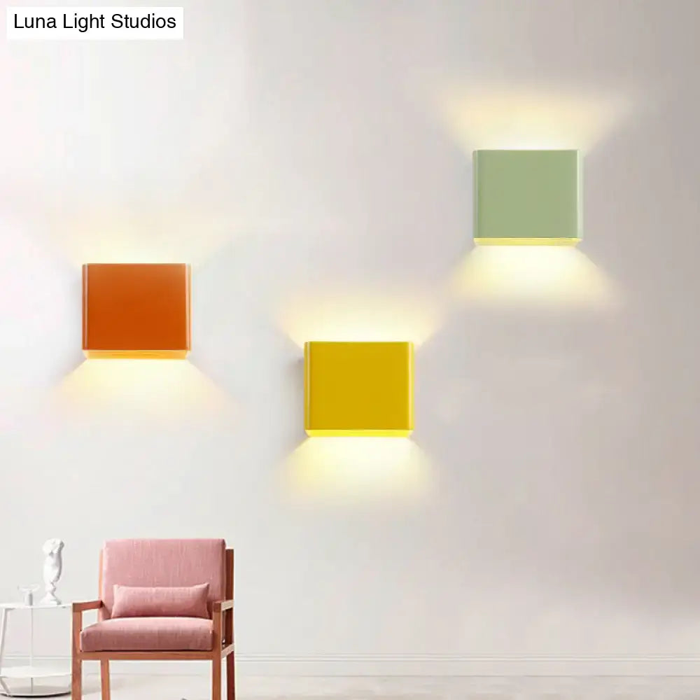 DecorBites™ Minimalist Cube Shade Sconce Light - Aluminum LED Wall Mounted Light with Warm/White Lighting for Living Room - Black/White